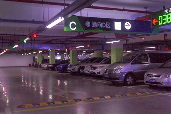 智能停車場為何火？